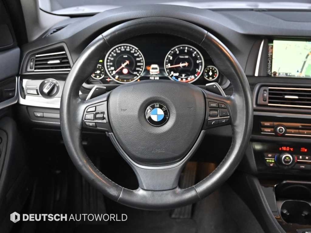BMW 5시리즈 5시리즈 (F10) 528i 이미지 13