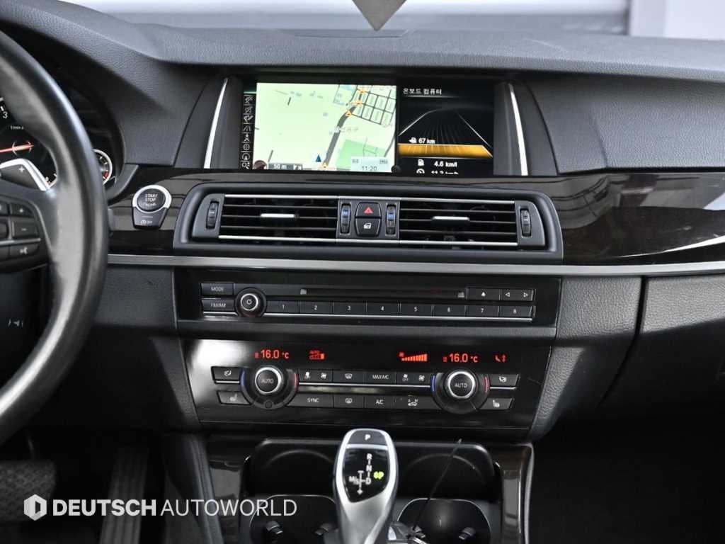 BMW 5시리즈 5시리즈 (F10) 528i 이미지 14