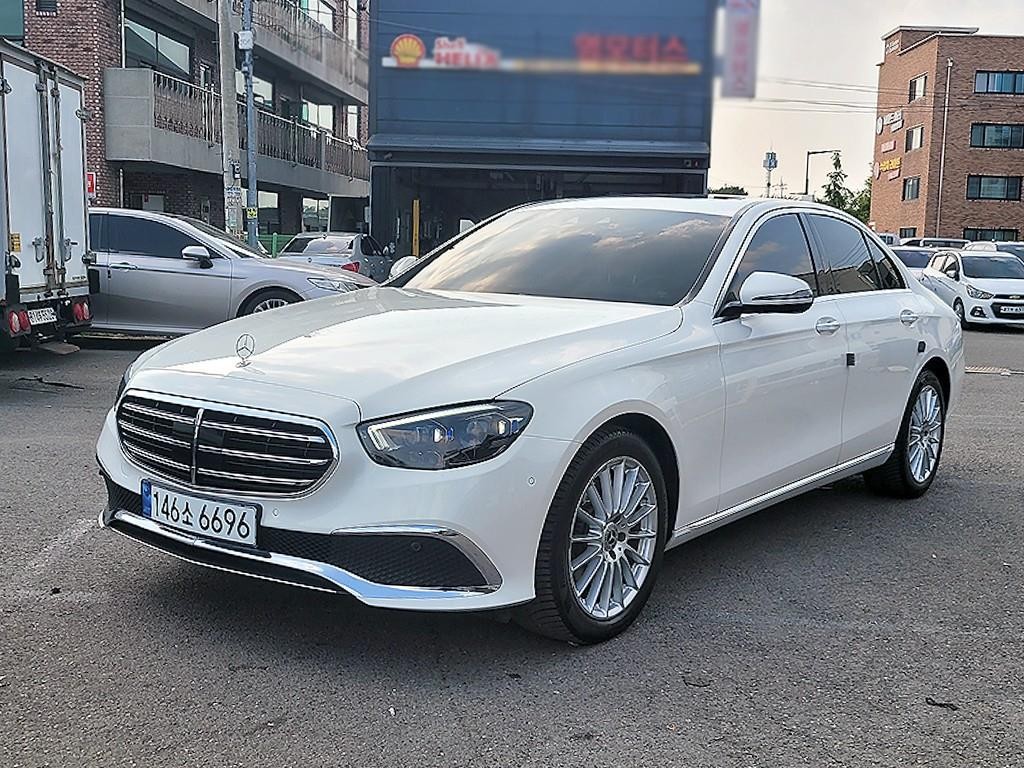 벤츠 E 클래스 E-클래스 W213 E250 익스클루시브 이미지 2