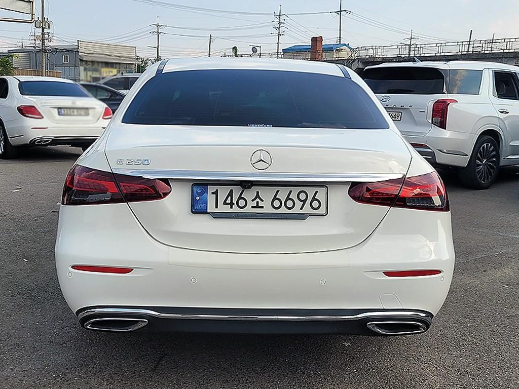 벤츠 E 클래스 E-클래스 W213 E250 익스클루시브 이미지 3