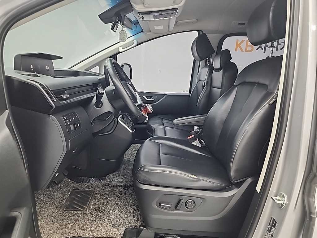 현대 스타리아 2WD 디젤 투어러 모던 9인승 이미지 11