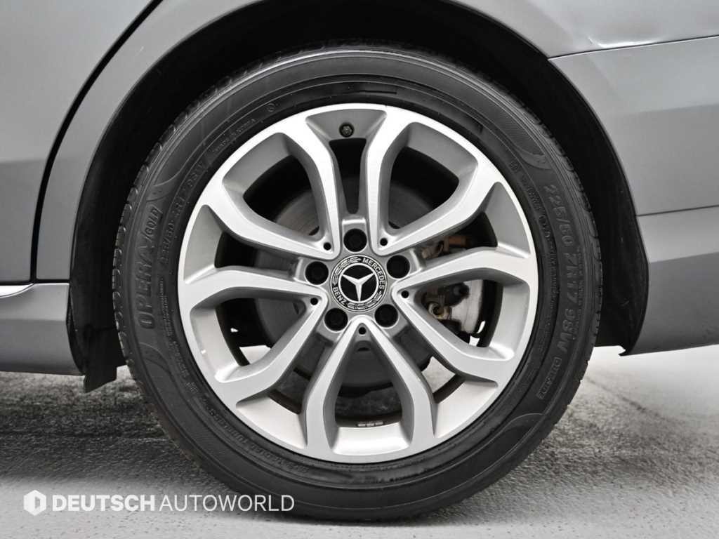 벤츠 C 클래스 C클래스 W205 C200 아방가르드 이미지 5