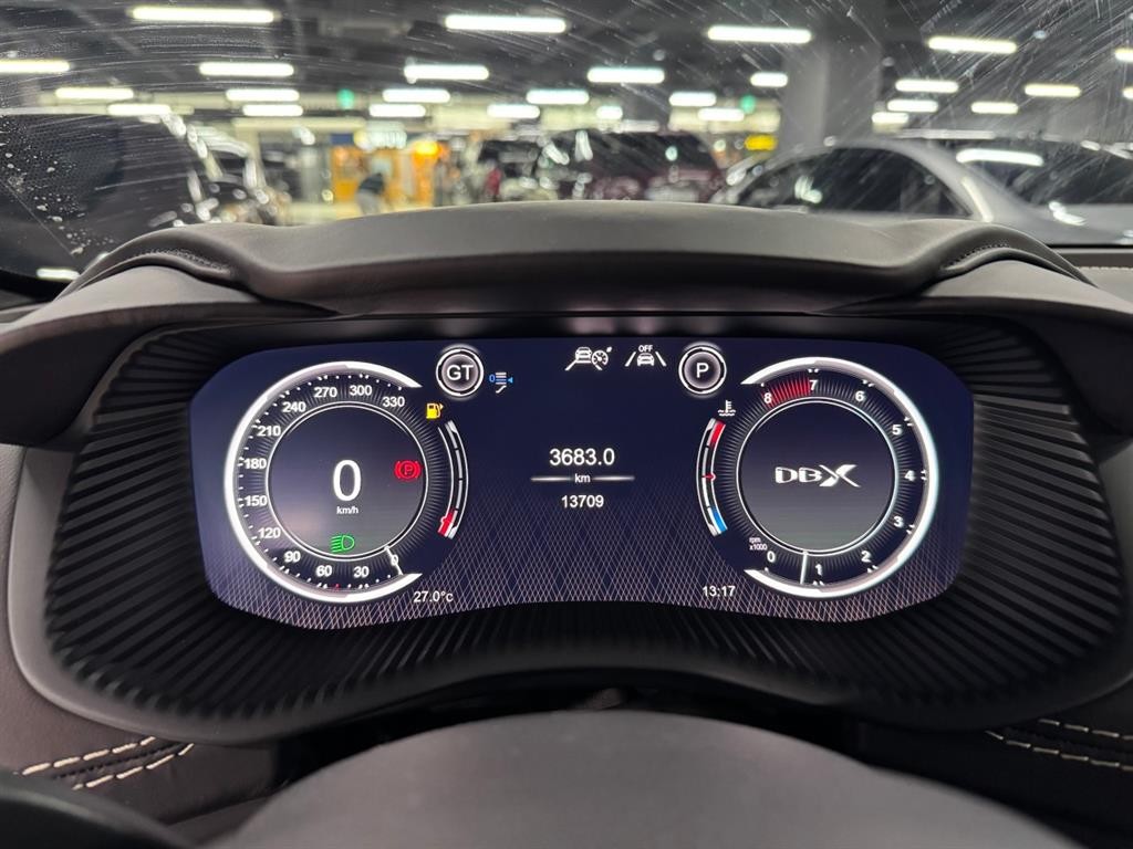애스턴마틴 DBX 4.0 V8 707 이미지 5