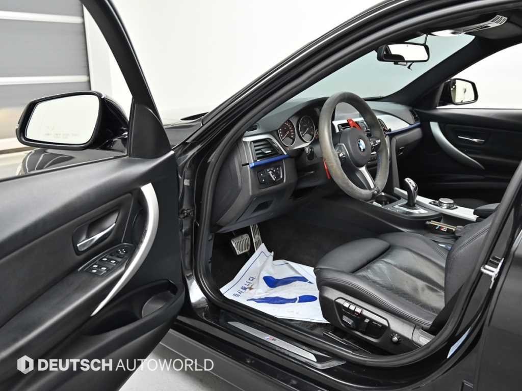 BMW 3시리즈 3시리즈 (F30) 320d M 스포츠 이미지 11