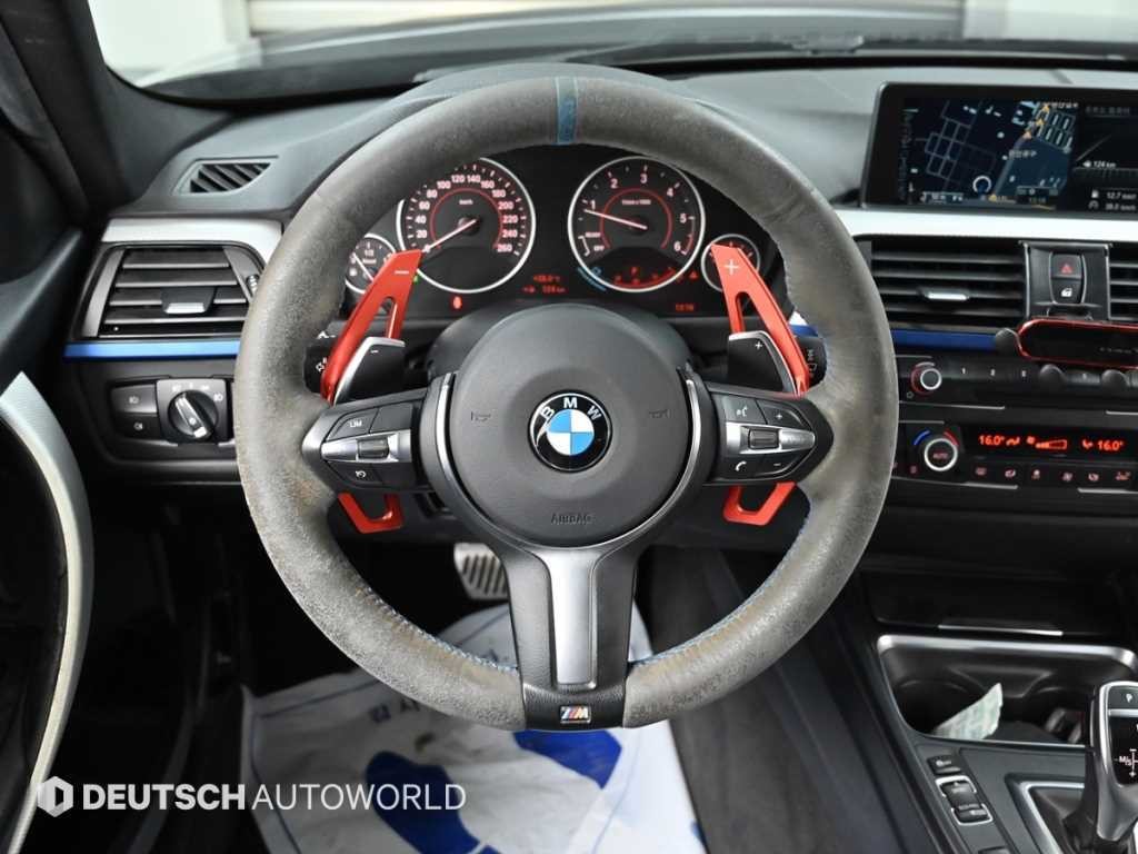 BMW 3시리즈 3시리즈 (F30) 320d M 스포츠 이미지 13