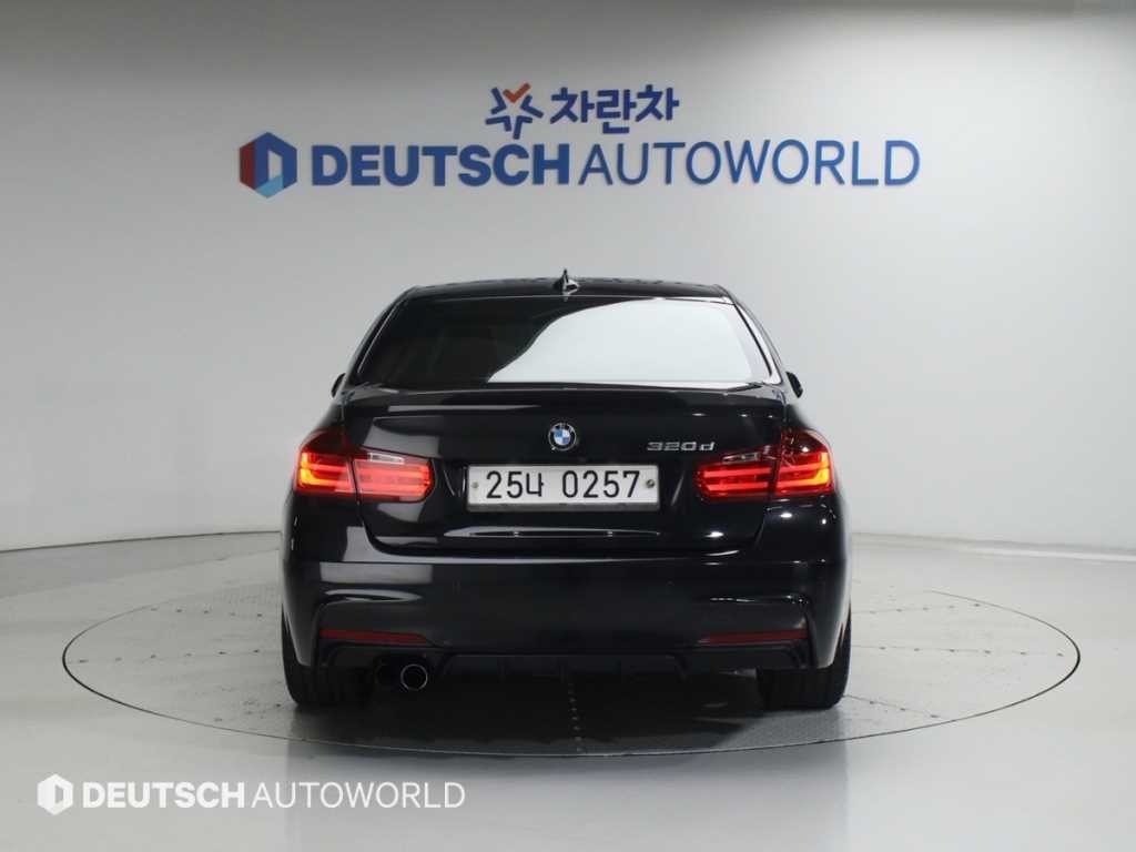 BMW 3시리즈 3시리즈 (F30) 320d M 스포츠 이미지 4