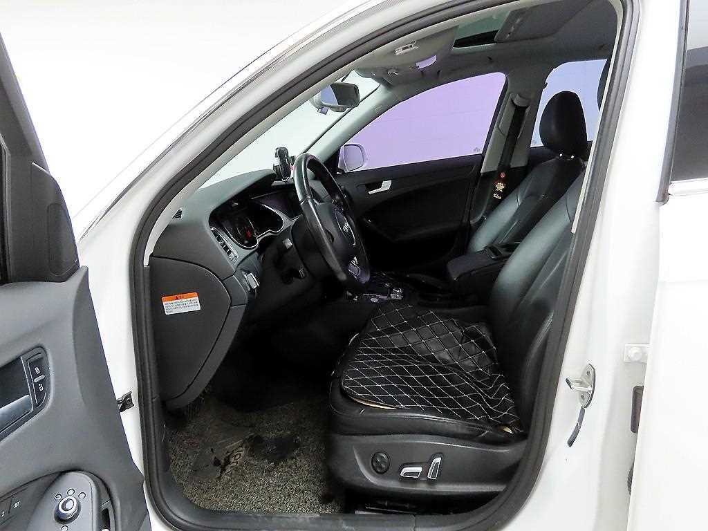 아우디 A4 뉴 A4 35 TDI 콰트로 다이나믹 이미지 13