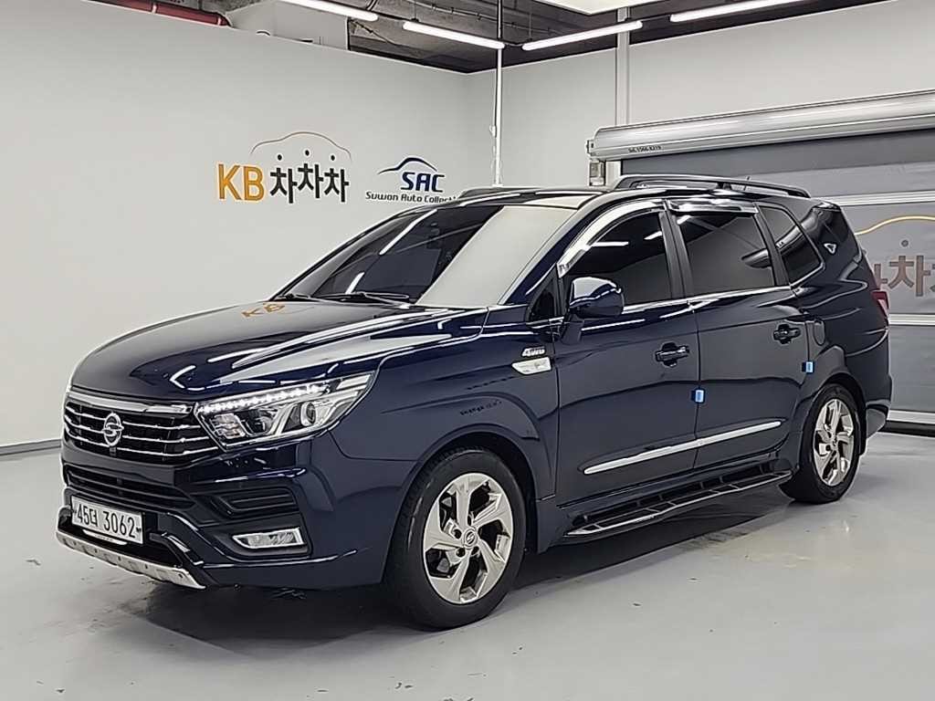 KG모빌리티(쌍용) 코란도 코란도투리스모 4WD TX 이미지 1