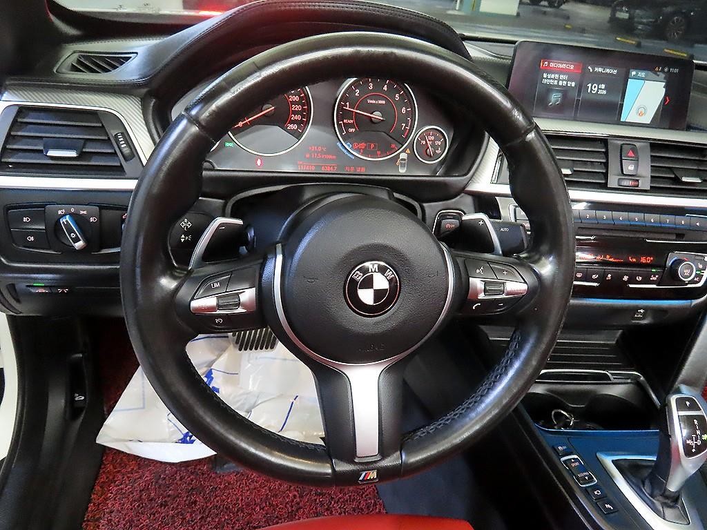 BMW 4시리즈 4시리즈 (F32) 430i 컨버터블 M 스포츠 이미지 11