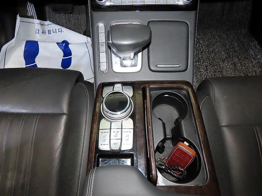 제네시스 G90 3.8 GDI AWD 프리미엄 럭셔리 이미지 12