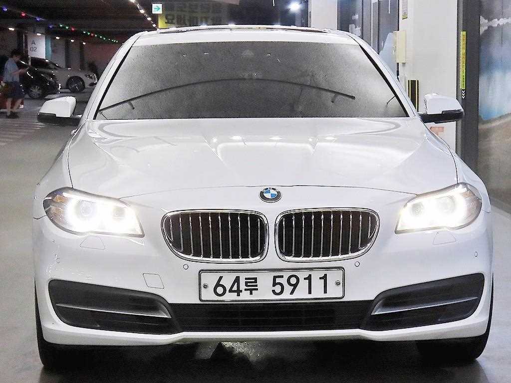 BMW 5시리즈 5시리즈 (F10) 528i 이미지 2