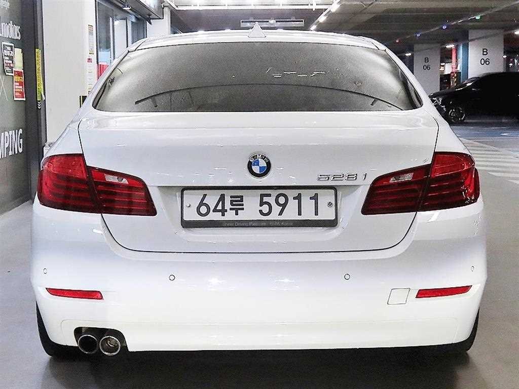 BMW 5시리즈 5시리즈 (F10) 528i 이미지 5