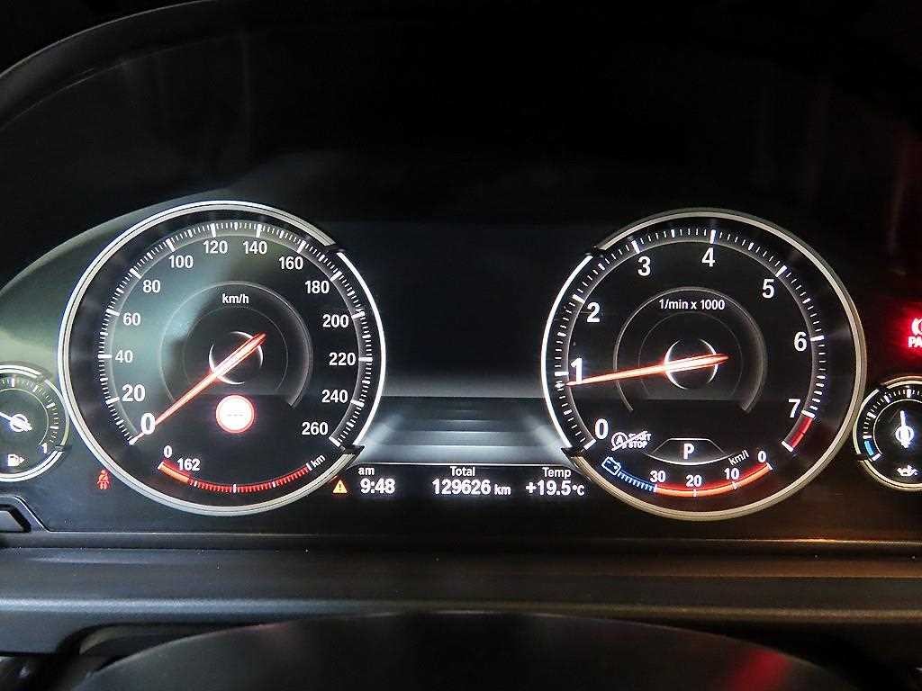 BMW 5시리즈 5시리즈 (F10) 528i 이미지 9