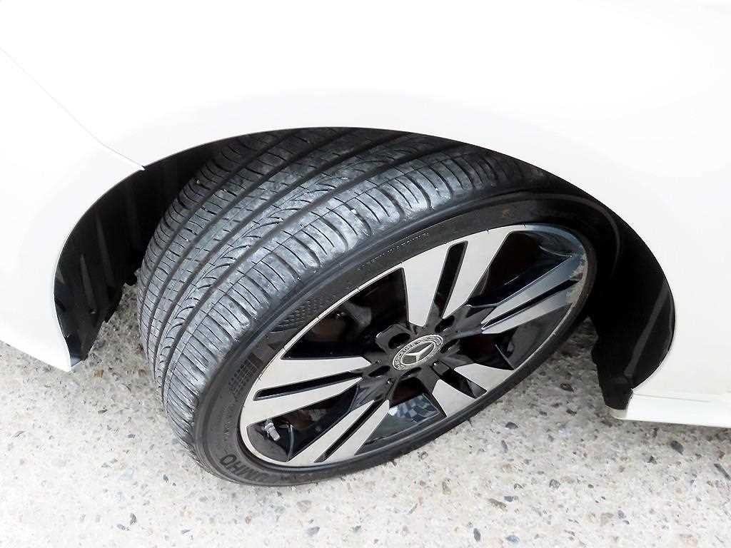 벤츠 A 클래스 A클래스 W176 A200 이미지 20