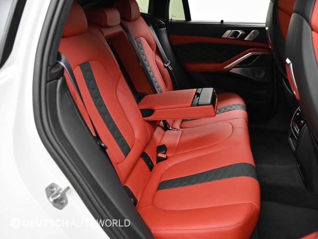 BMW X6M X6M (F96) 4.4 컴페티션 이미지 12