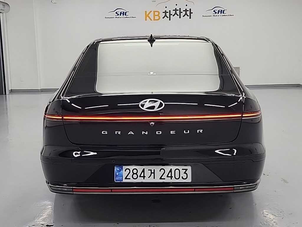 현대 그랜저 그랜저 (GN7) 가솔린 3.5 2WD 캘리그래피 이미지 3