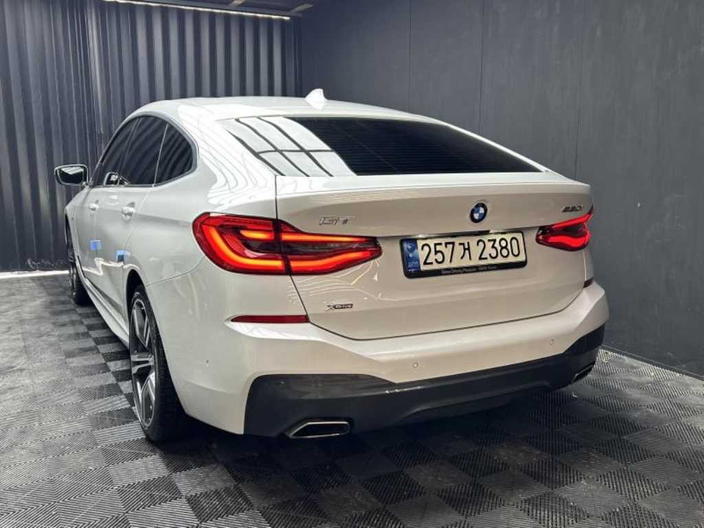 BMW 그란투리스모 6시리즈 GT (G32) 630i xDrive M 스포츠 이미지 3