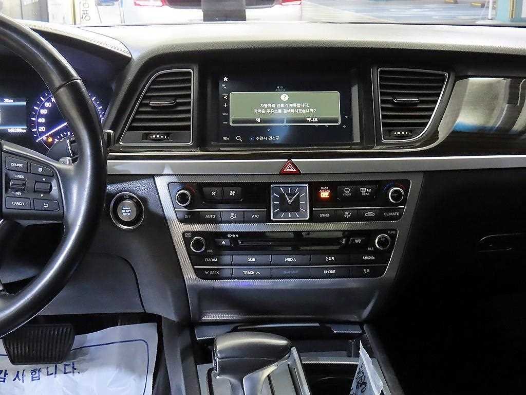 제네시스 G80 3.3 GDI AWD 럭셔리 이미지 11