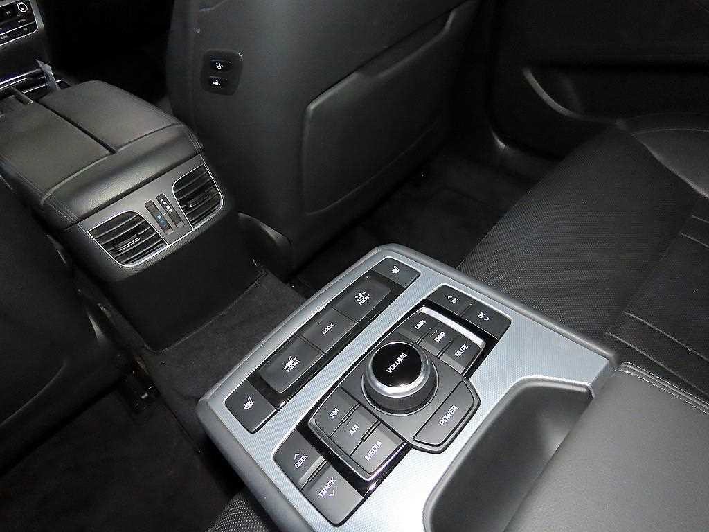 제네시스 G80 3.3 GDI AWD 럭셔리 이미지 18