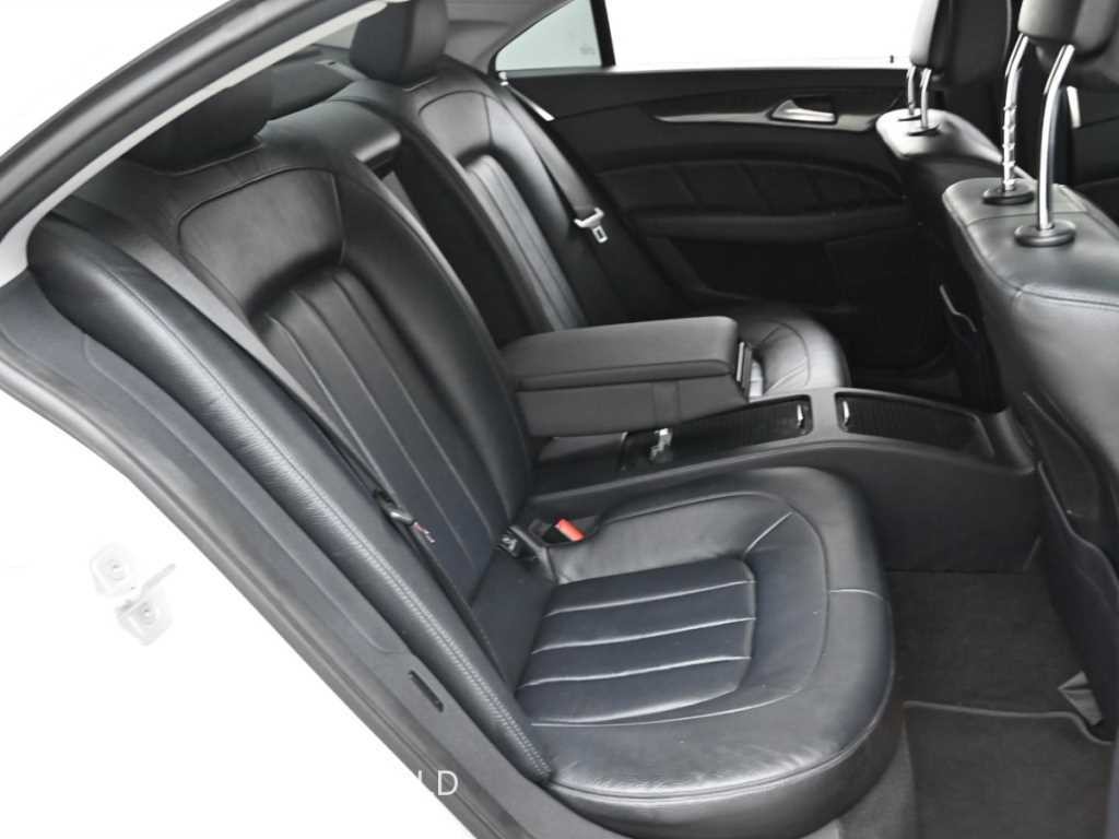 벤츠 CLS 클래스 CLS클래스 W218 CLS 350 d 4MATIC 이미지 14