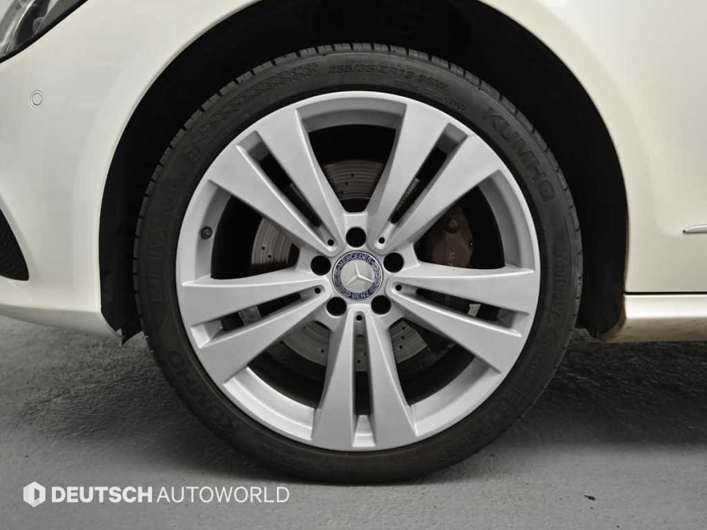 벤츠 CLS 클래스 CLS클래스 W218 CLS 350 d 4MATIC 이미지 6