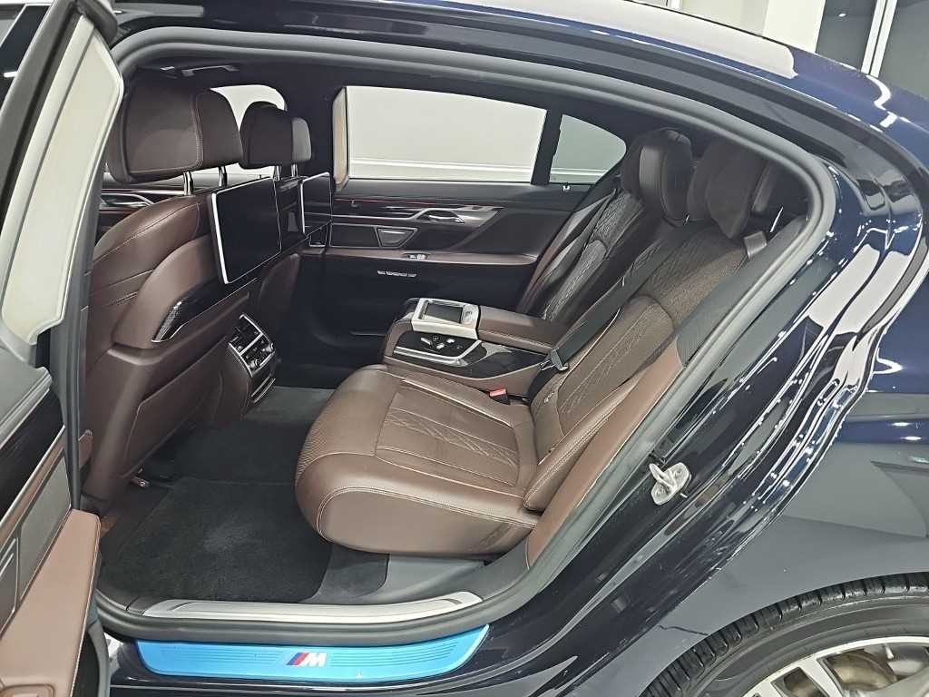BMW 7시리즈 7시리즈 (G11) 740Ld xDrive M 스포츠 이미지 12