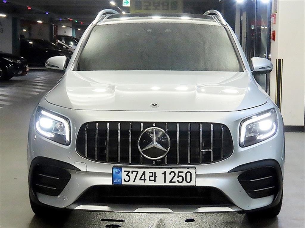 벤츠 GLB 클래스 GLB클래스 X247 AMG GLB 35 4MATIC 이미지 2