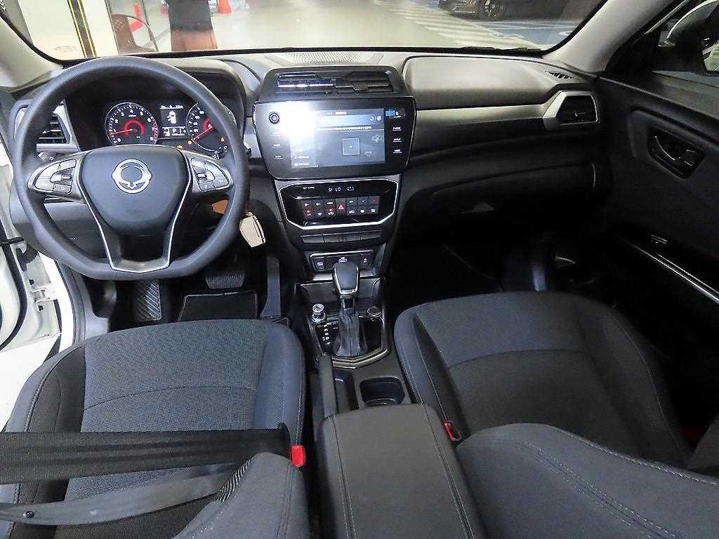 KG모빌리티(쌍용) 티볼리 더 뉴 티볼리 2WD 가솔린 1.5 V5 이미지 10