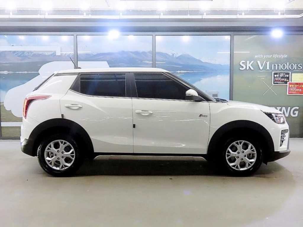 KG모빌리티(쌍용) 티볼리 더 뉴 티볼리 2WD 가솔린 1.5 V5 이미지 3