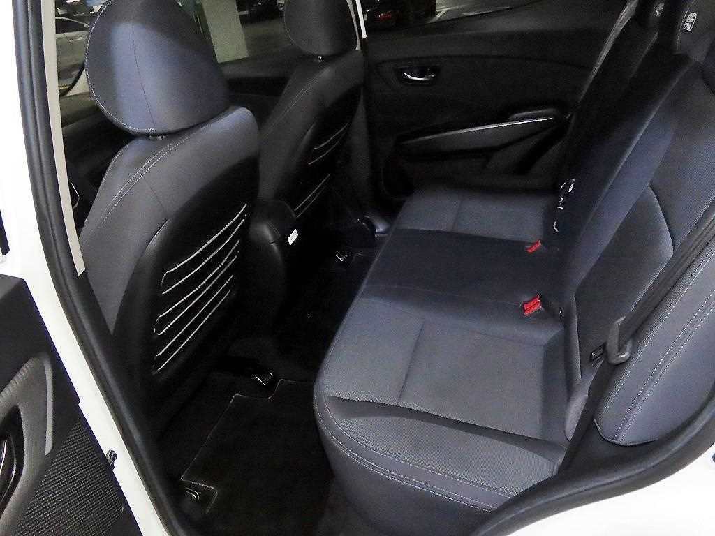 KG모빌리티(쌍용) 티볼리 더 뉴 티볼리 2WD 가솔린 1.5 V5 이미지 7