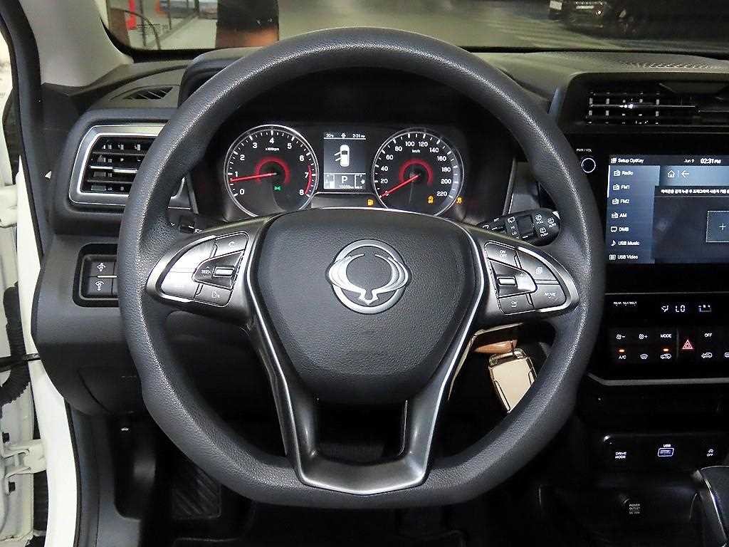 KG모빌리티(쌍용) 티볼리 더 뉴 티볼리 2WD 가솔린 1.5 V5 이미지 8