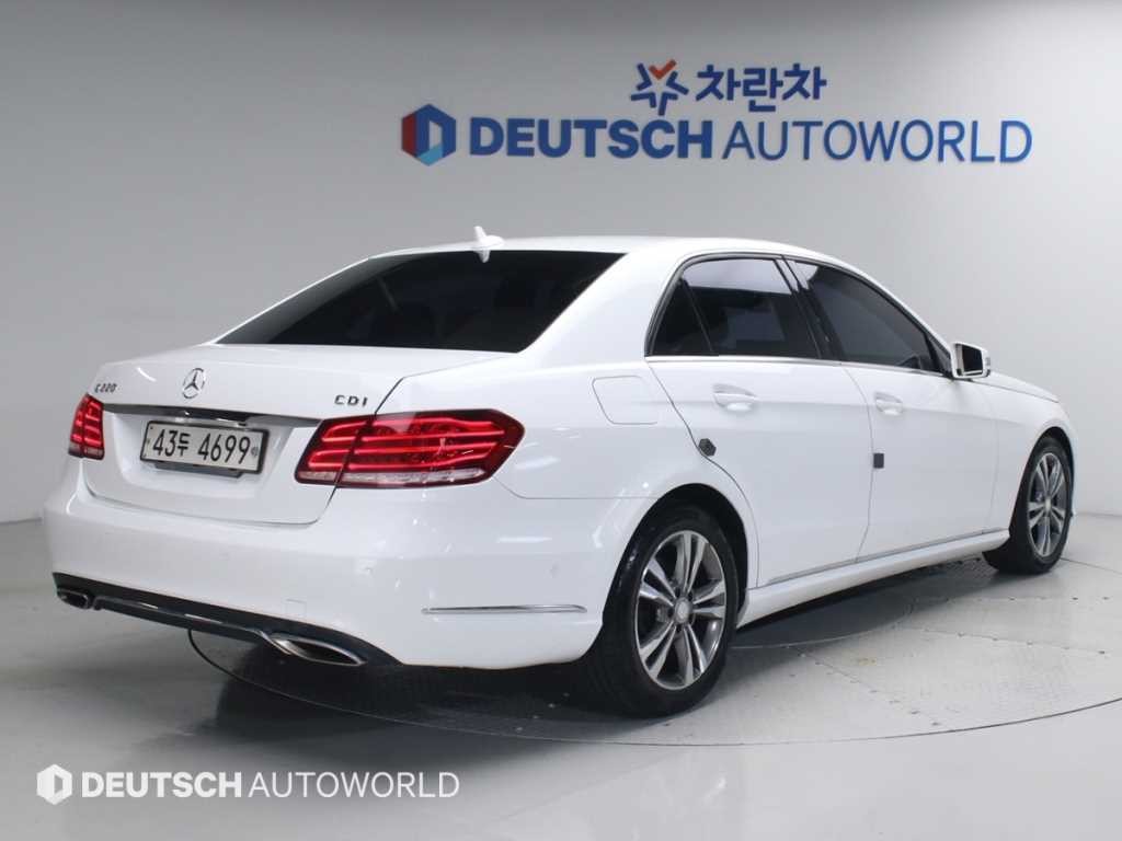 벤츠 E 클래스 E-클래스 W212 E220 CDI 아방가르드 이미지 2