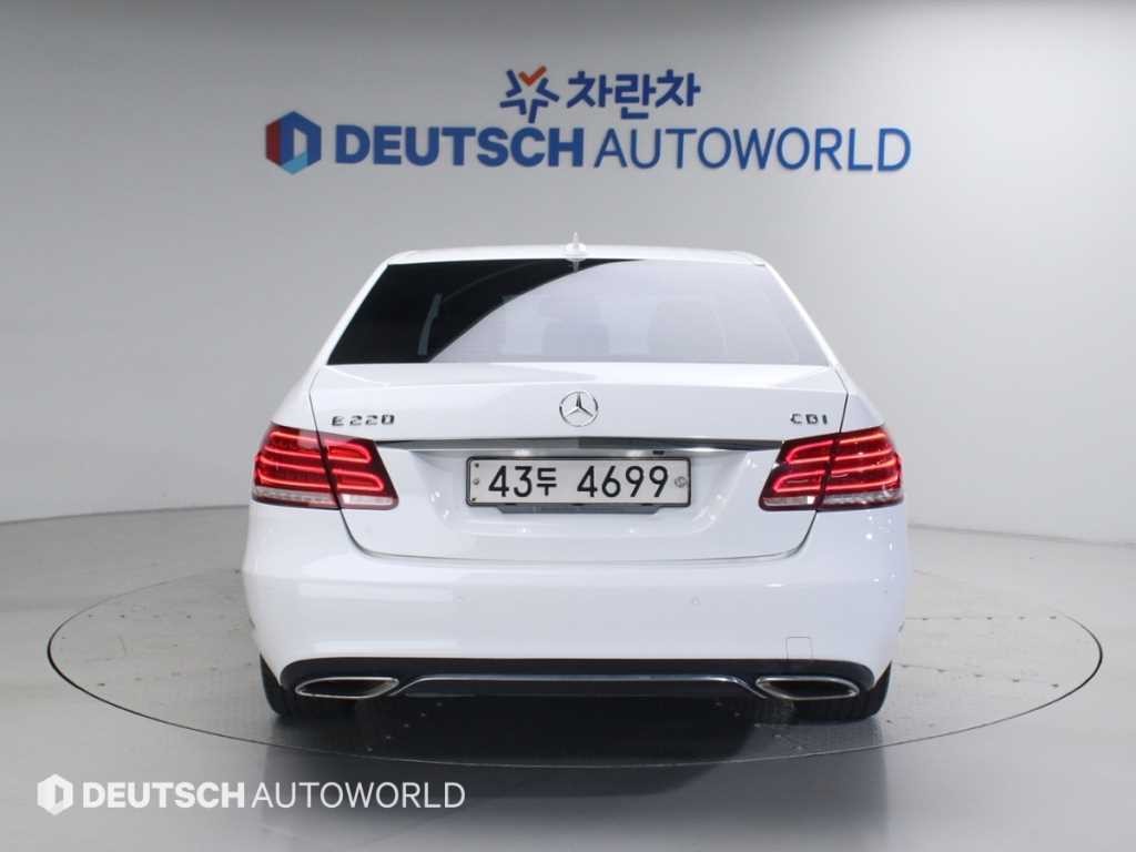 벤츠 E 클래스 E-클래스 W212 E220 CDI 아방가르드 이미지 4