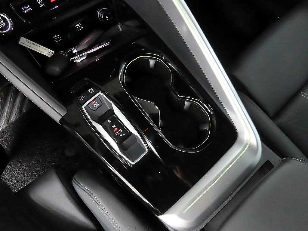 아우디 Q5 Q5 (80A) 45 TFSI 콰트로 S-라인 블랙 에디션 이미지 10