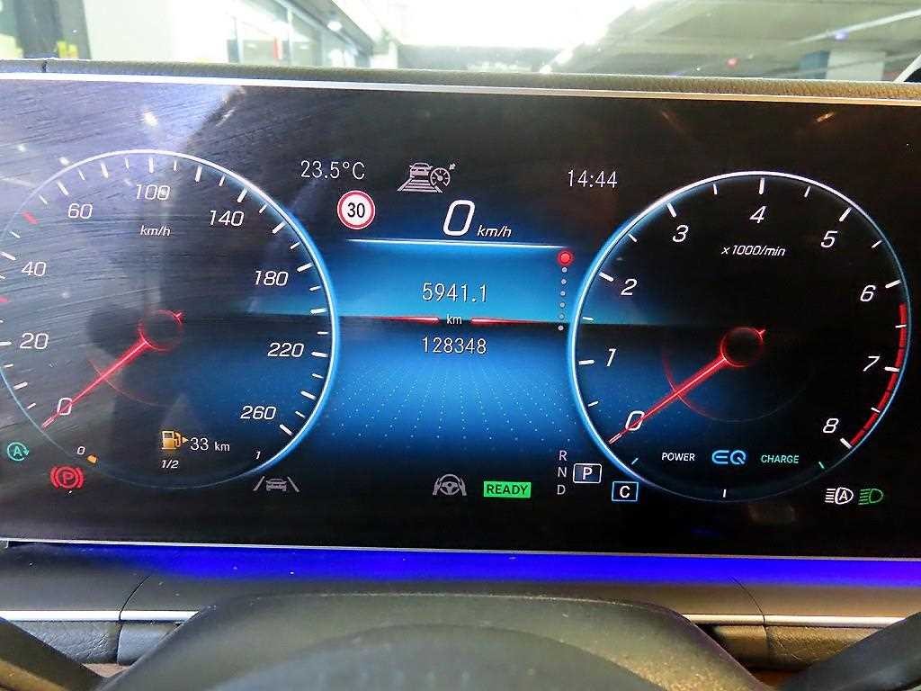 벤츠 GLE 클래스 GLE 클래스 W167 GLE 450 4MATIC 이미지 9