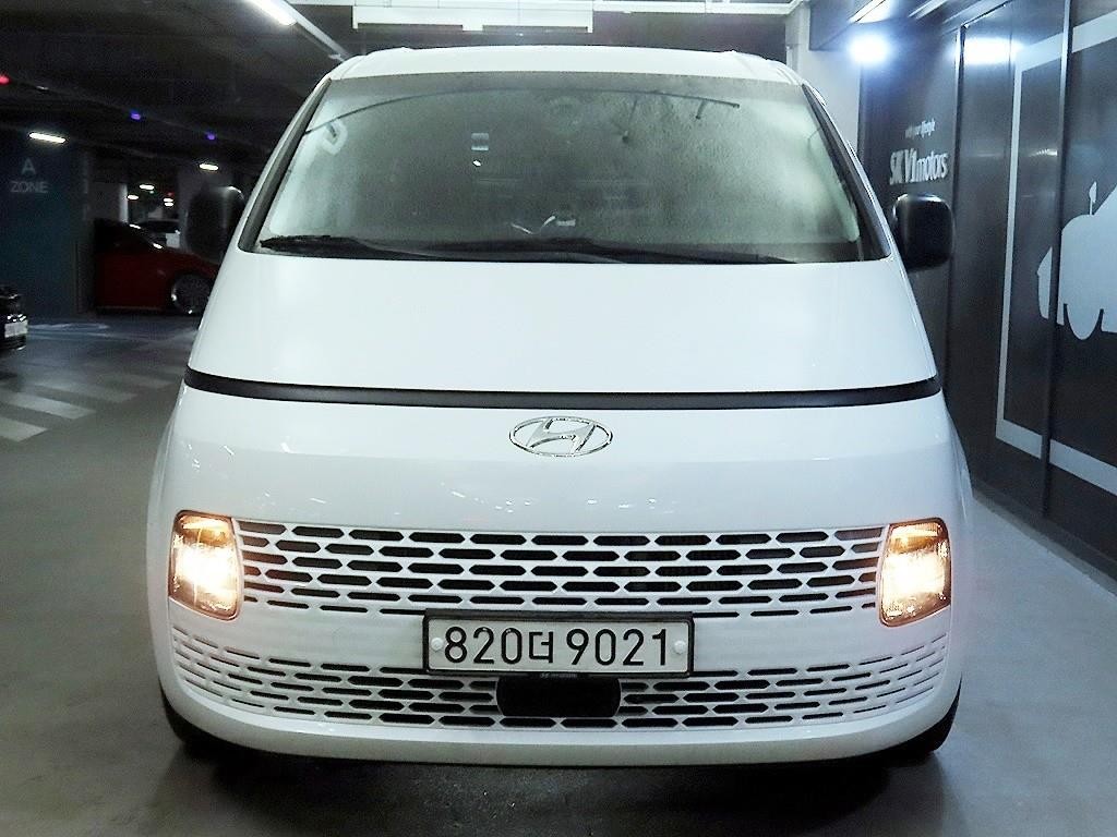 현대 스타리아 2WD 디젤 카고 스마트 3인승 이미지 2