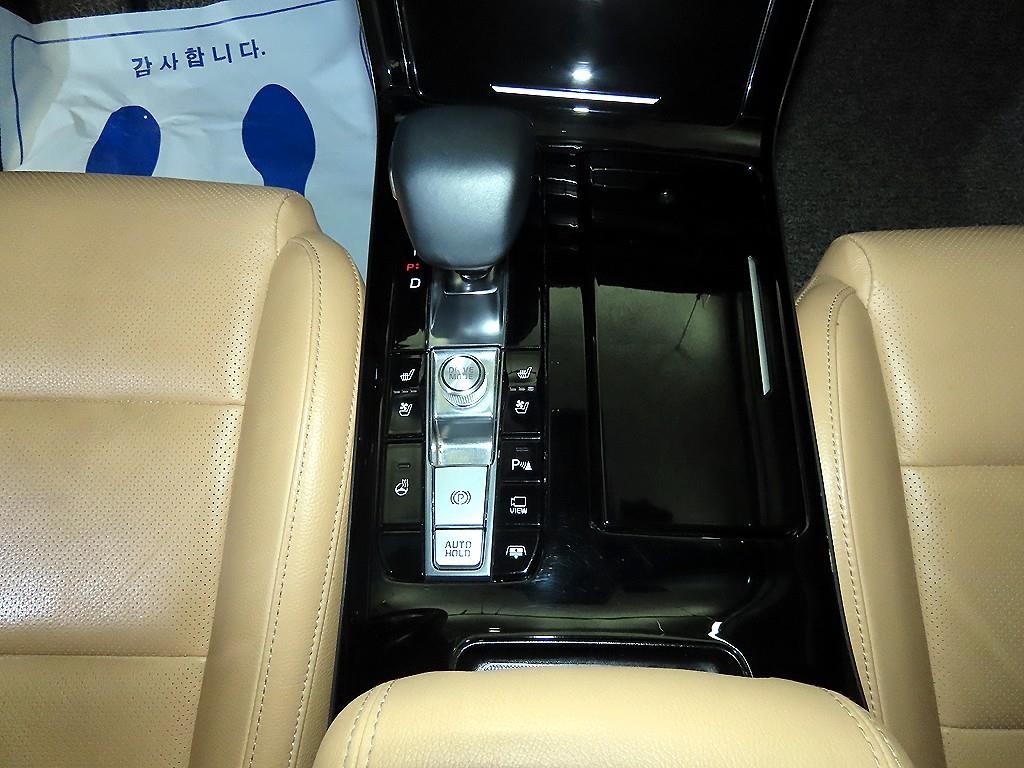 기아 K7 K7 프리미어 가솔린 2.5 GDI 노블레스 이미지 12