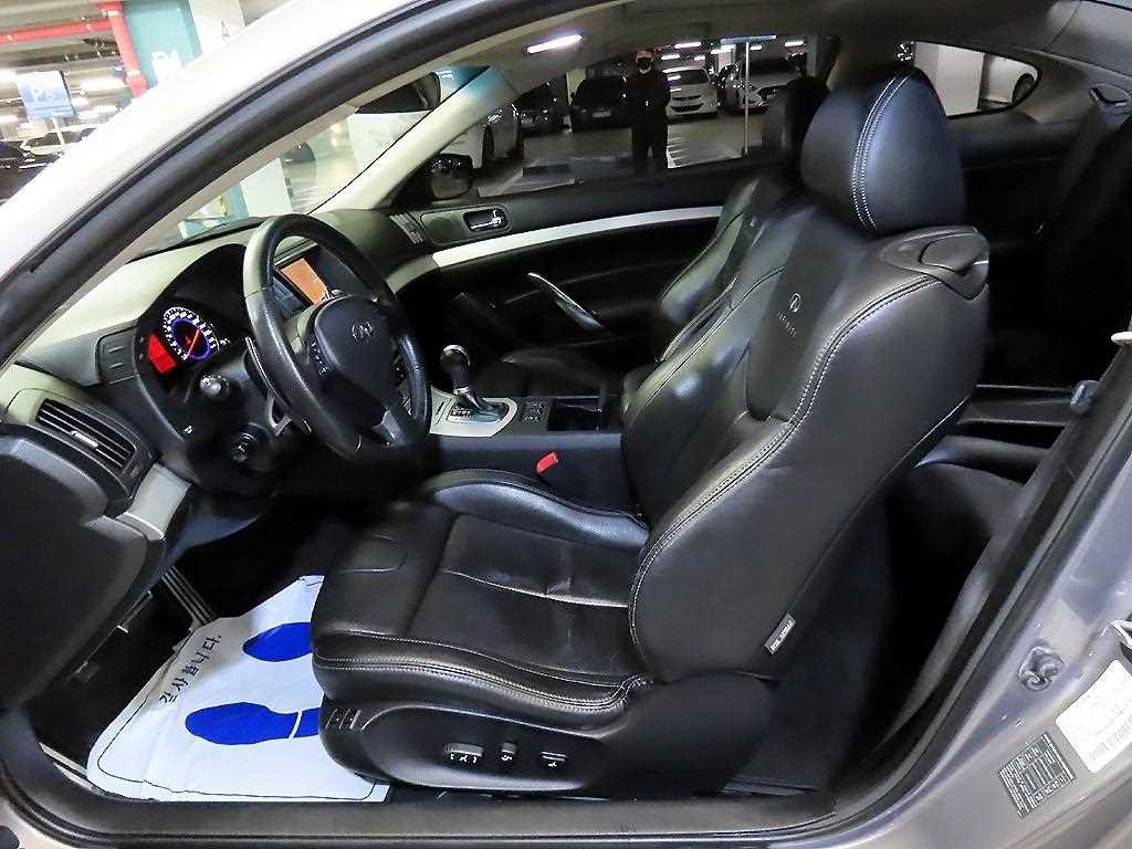 인피니티 G G37 쿠페 이미지 6