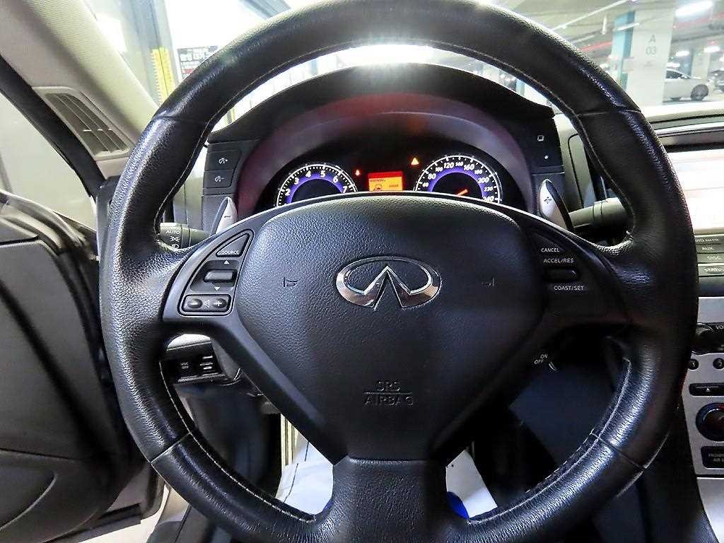 인피니티 G G37 쿠페 이미지 8