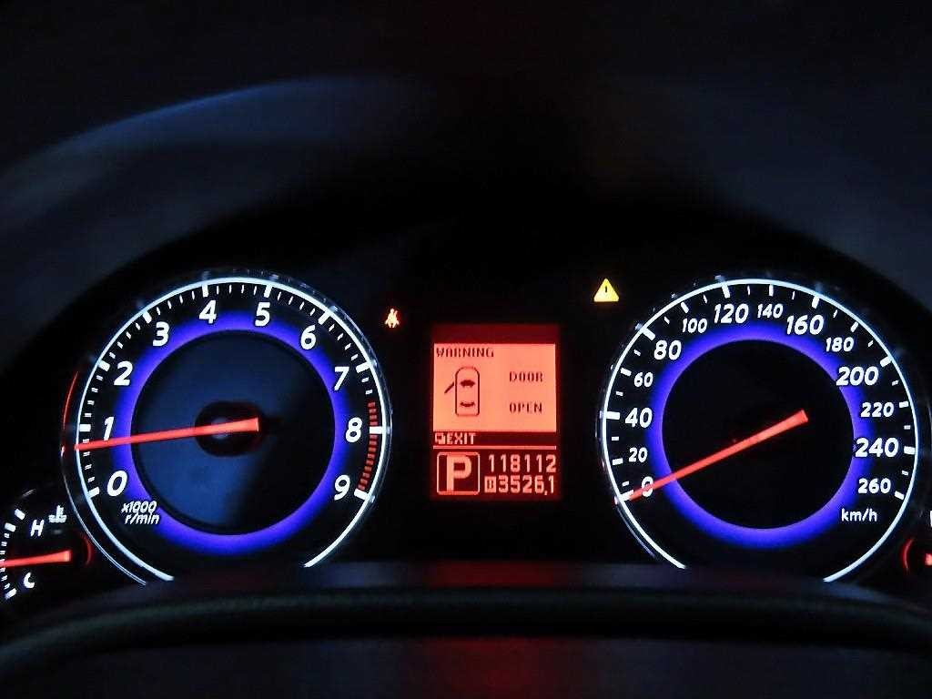인피니티 G G37 쿠페 이미지 9