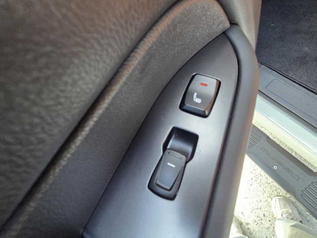 KG모빌리티(쌍용) 무쏘 무쏘(Q300) 디젤 M9 롱 데크 4WD 이미지 17