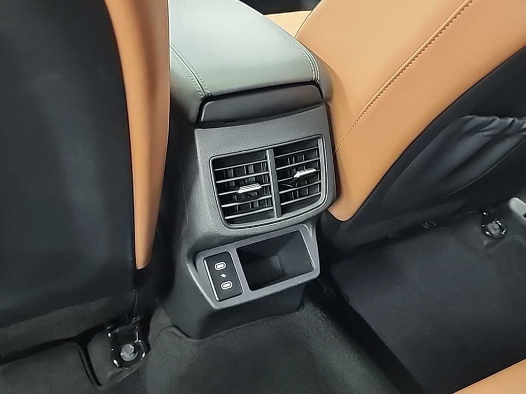 기아 셀토스 더 뉴 셀토스 가솔린 2.0 2WD 시그니처 이미지 13