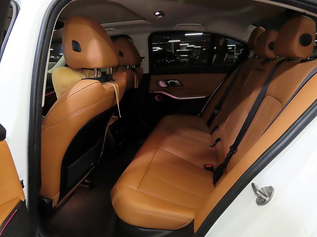 BMW 3시리즈 3시리즈 (G20) 320i 이미지 7
