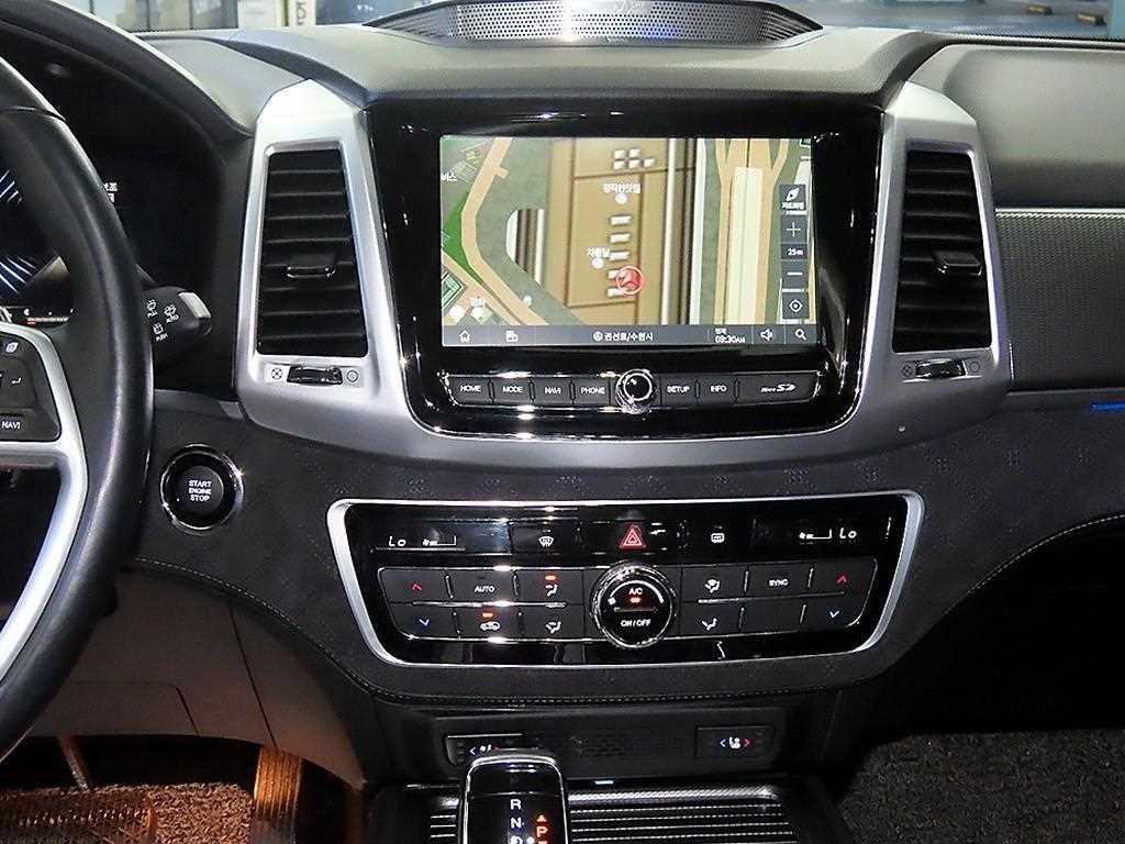 KG모빌리티(쌍용) 렉스턴 올 뉴 렉스턴 (Y450) 디젤 2.2 4WD 더 블랙 이미지 11