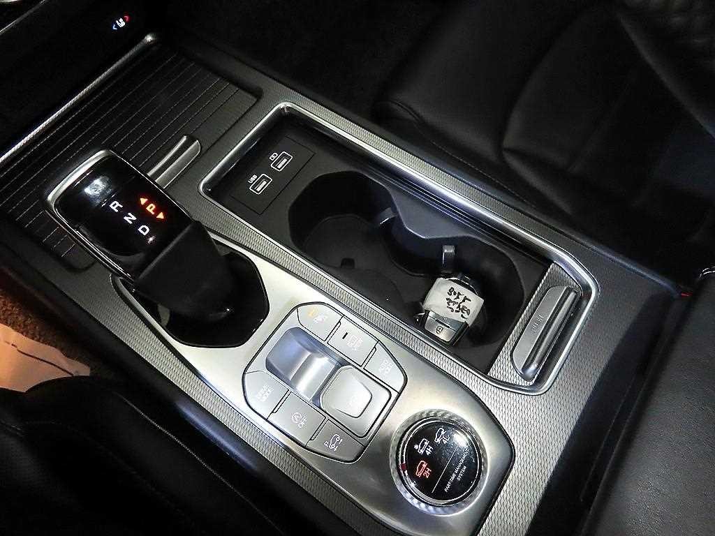 KG모빌리티(쌍용) 렉스턴 올 뉴 렉스턴 (Y450) 디젤 2.2 4WD 더 블랙 이미지 12