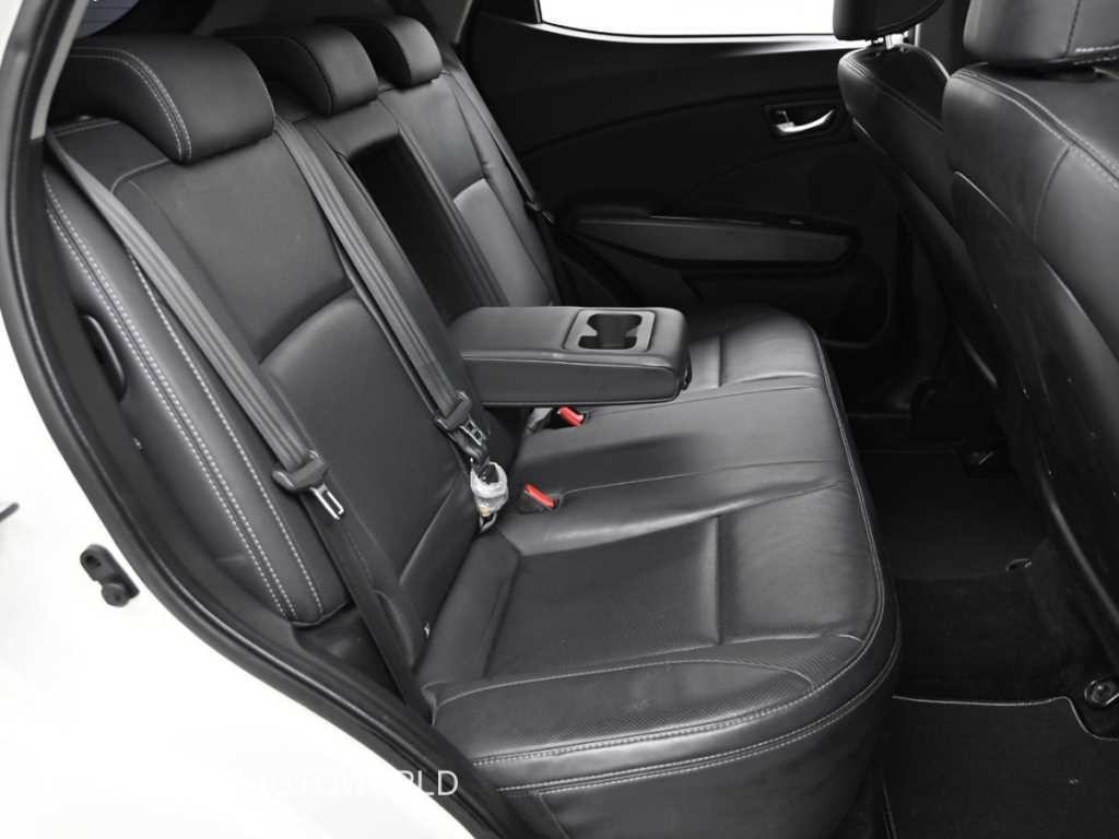 KG모빌리티(쌍용) 티볼리 가솔린 2WD 1.6 LX 최고급형 이미지 12