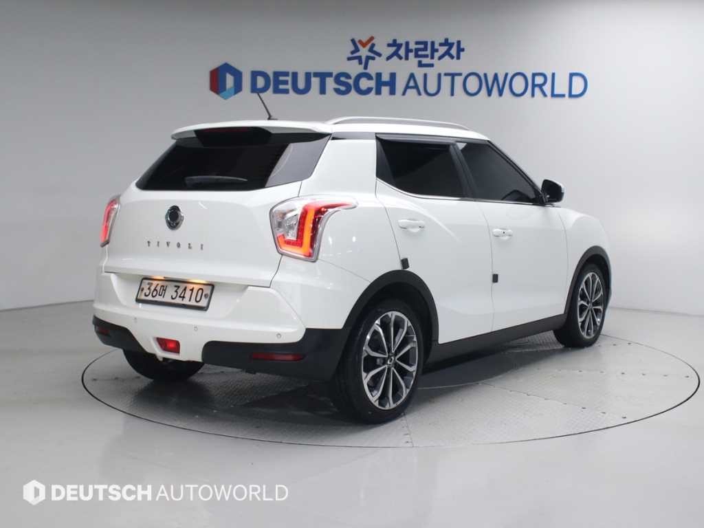 KG모빌리티(쌍용) 티볼리 가솔린 2WD 1.6 LX 최고급형 이미지 3