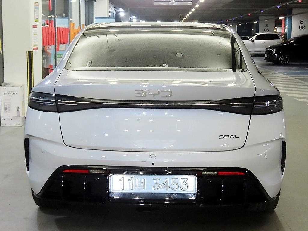 BYD SEAL 다이내믹 AWD 이미지 5