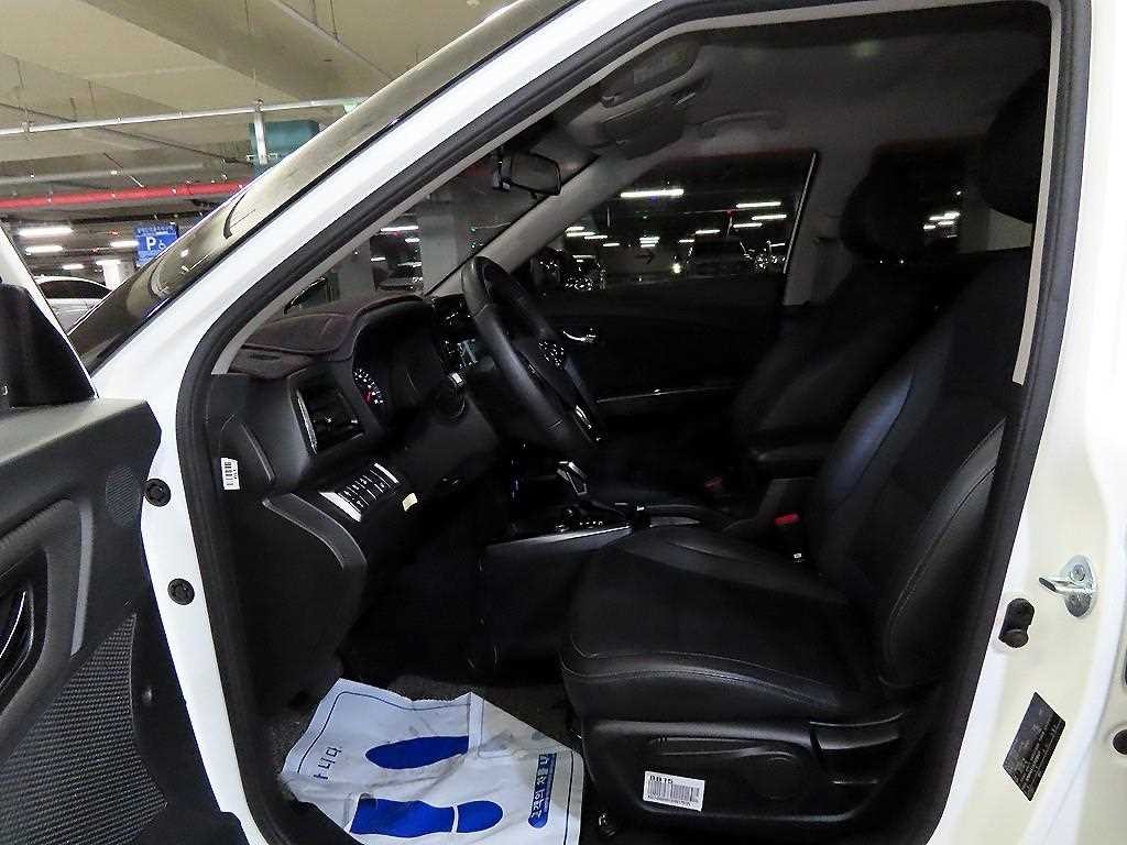 KG모빌리티(쌍용) 티볼리 베리 뉴 티볼리 2WD 가솔린 1.5 V5 이미지 6