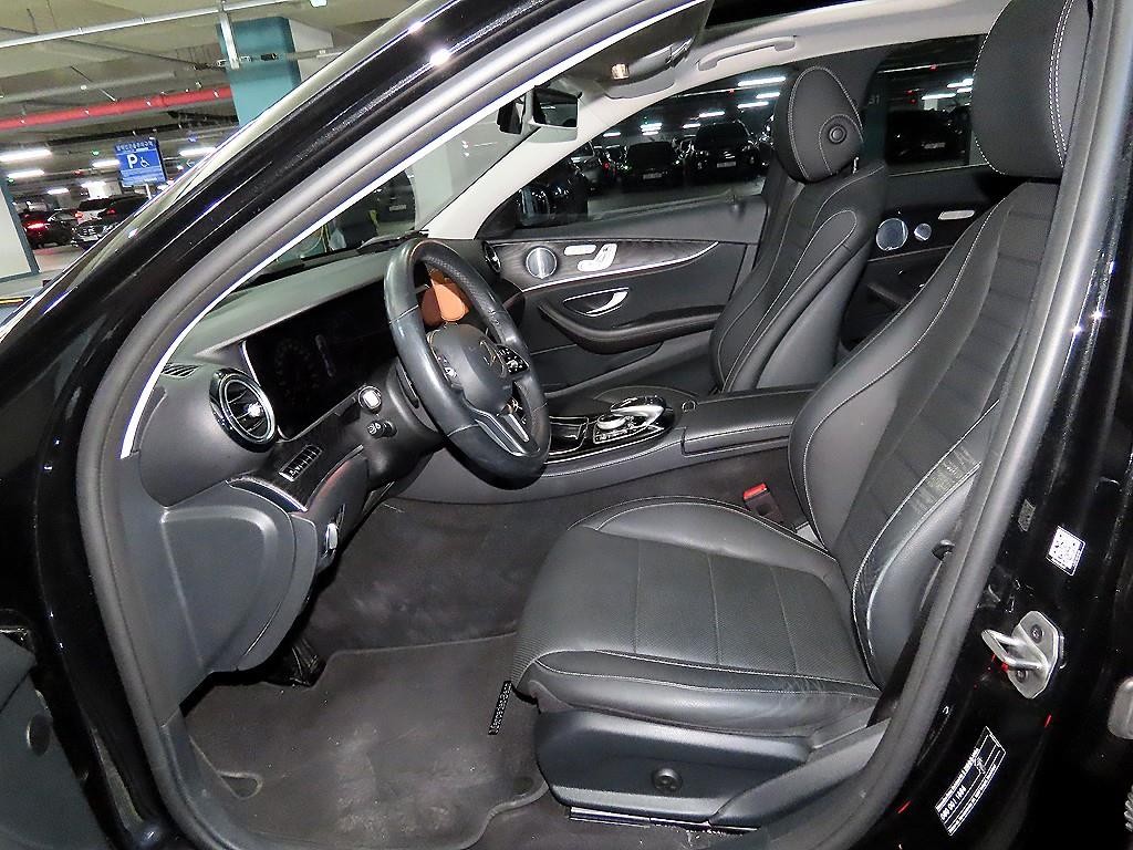 벤츠 E 클래스 E-클래스 W213 E300 4MATIC 아방가르드 이미지 6